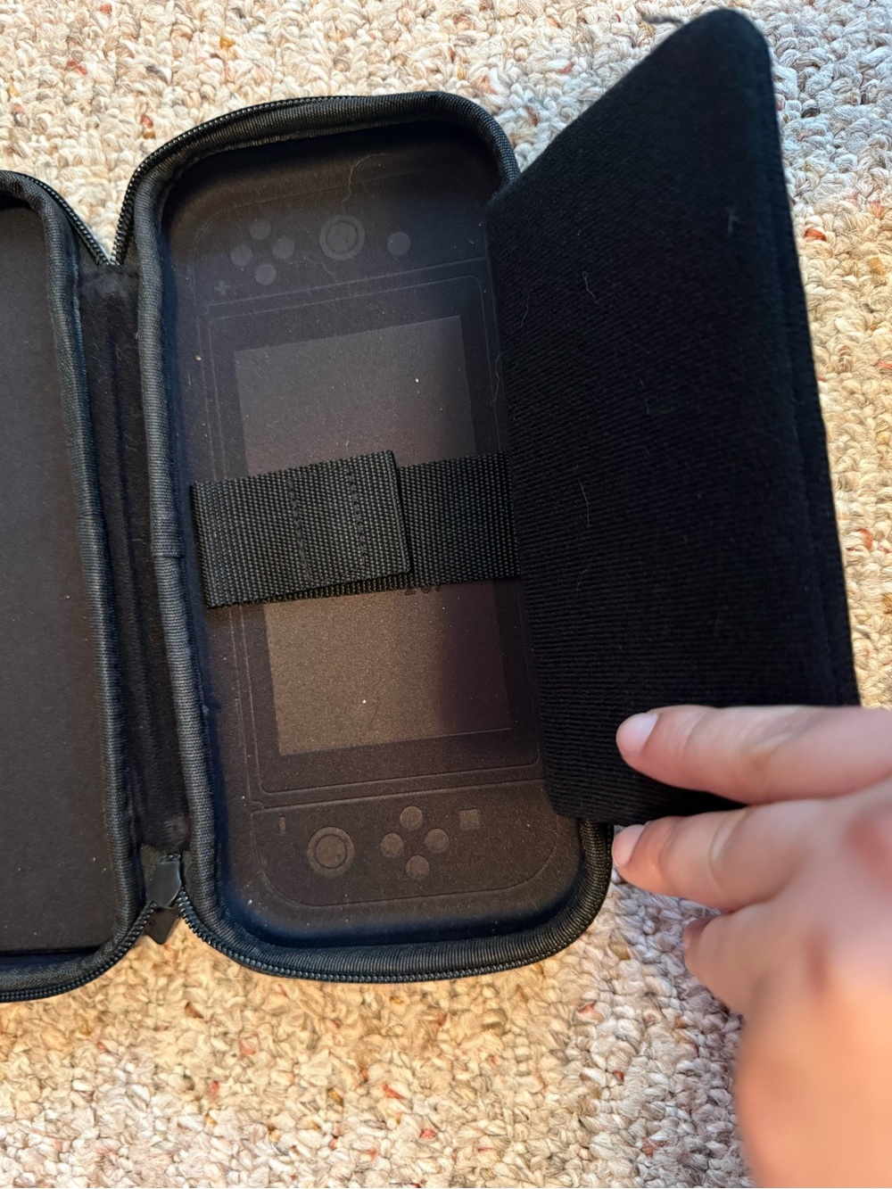 Nintendo Switch console case - Picture 4 of 4